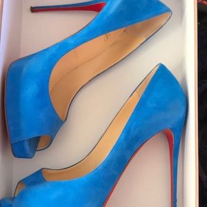 New very prive 120 suede Christian louboutin sz 39